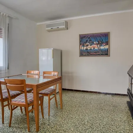 Vakantiehuis Bambi - Big, Tranquil, Comfortable And Sunny Chalet *