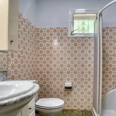 Bambi - Big, Tranquil, Comfortable And Sunny Chalet Vakantiehuis