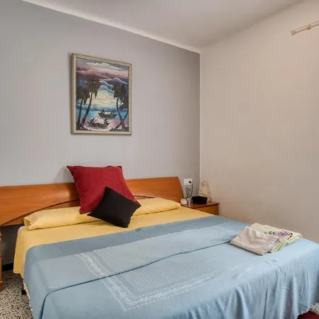 Bambi - Big, Tranquil, Comfortable And Sunny Chalet * L' Escala